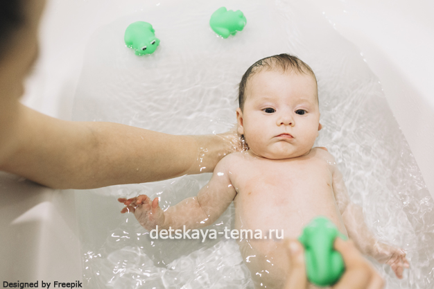 Как купать грудного ребенка